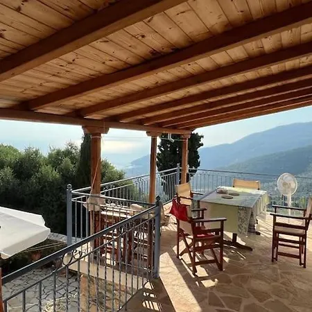 Maison De Pour 6 Personnes Τυρός