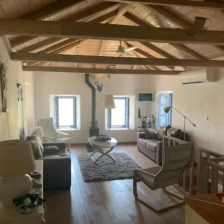 Maison De Pour 6 Personnes *