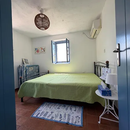 Дом отдыха Maison De Pour 6 Personnes Тирос