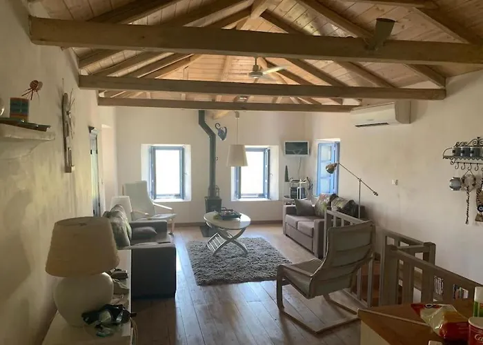 Maison De Pour 6 Personnes *